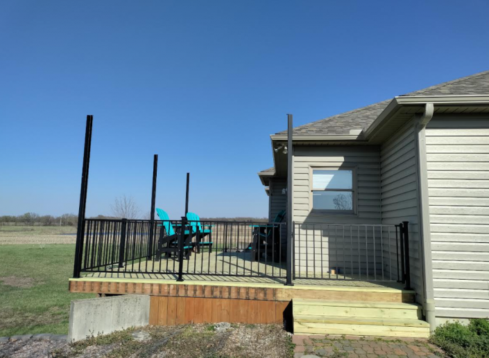 Deck with New Railing 